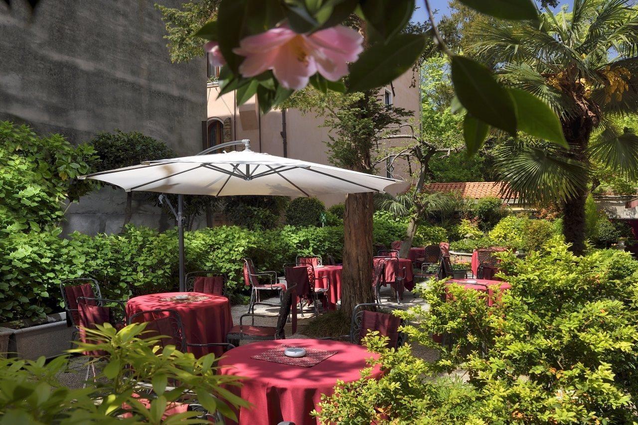 Hotel Amadeus Венеция Экстерьер фото