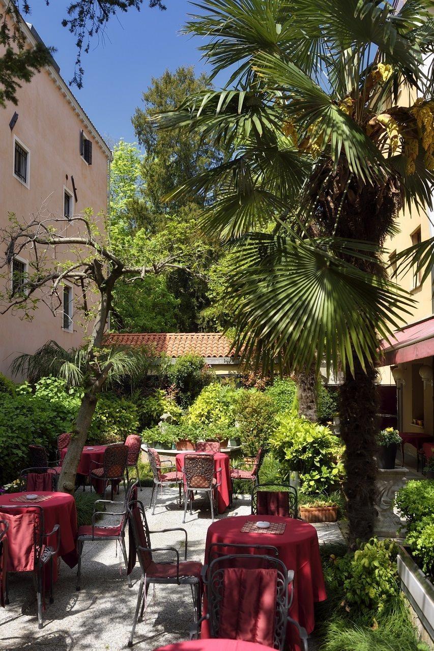 Hotel Amadeus Венеция Экстерьер фото